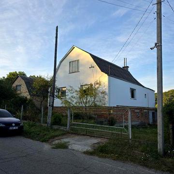 Продам будинок в тихому місці!