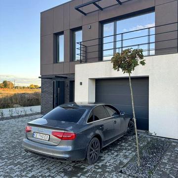 Продаж сучасного таунхауса з новий дизайнерським ремонтом