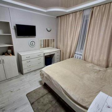 Продаж 2-к квартири