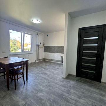 Продаж 1-кімнатної квартири з ремонтом в Брошнів-Осада