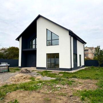 Продам будонок в чистовому та опаленням