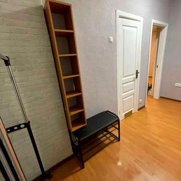 VIP Оренда! 2-кімнатна Сталінка в Центрі, ЗАКРИТИЙ ДВІР та ПАРКОВКА!