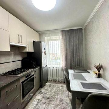 ПРОДАЖ 2-кімнатної квартири в самому центрі пр. Соборності