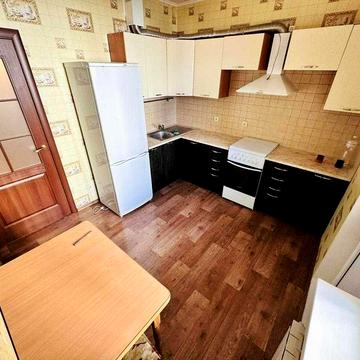 1 к. Урловская, 30, м. Позняки - Осокорки.