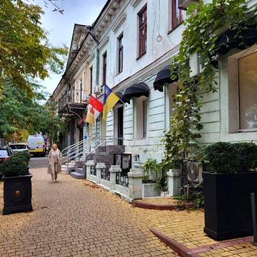 Продаж 3к Квартира Ніни Строкатої (Буніна) вулиця