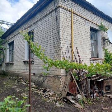 Продам 2х кімнатну квартиру в центрі Василькова 1/1. 19000$