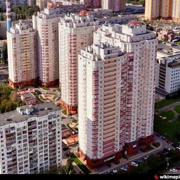Продам 3-к квартиру Мінський масив Калнишевського 7