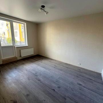 Європейська вул., 19