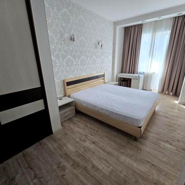 Науки просп. (Леніна), 45б