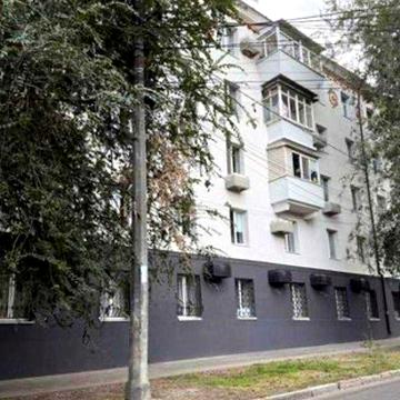 Здається 2к квартира в центрі (вул.С. Єфремова)