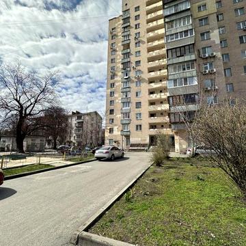 ВЛАСНИК!Продам 2к Вишгородська Подільський  Оболонський Виноградар