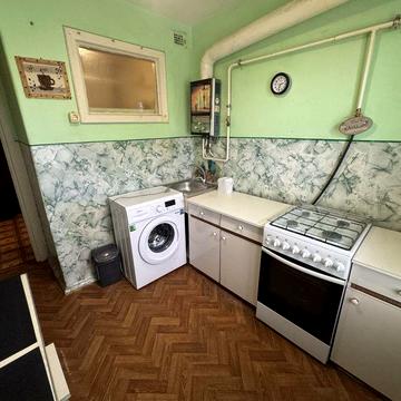 Квартира біля Дастора