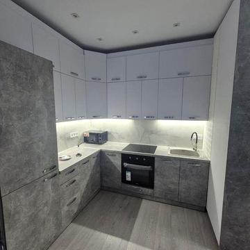 Терміново здаєтсься велика гарна 1.5 кім квартира ЖК Квадрат