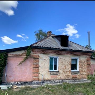 Дом с газовым печным и электрическим отоплением. За наличные