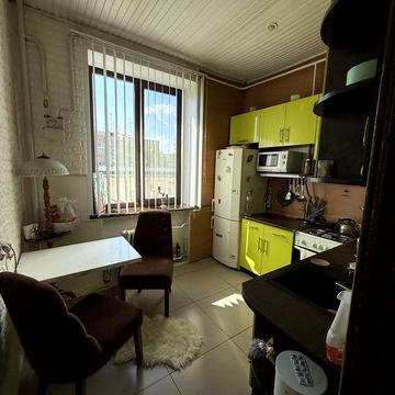 Продам 2 х кім кв. Власник Дм. Яворницького, парк Глоби