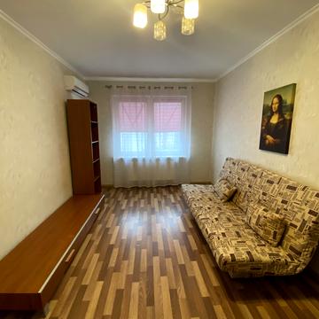 Єлизавети Чавдар вул., 34