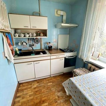 Оренда 3 кім Титова,Незалежності,вул.Новокримська