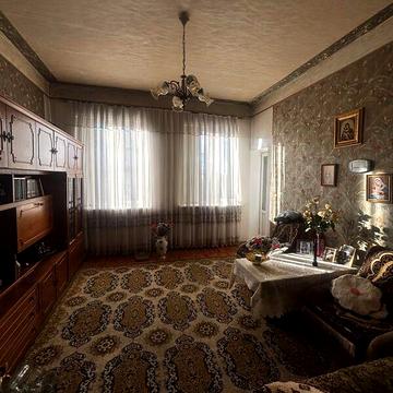 Продаж 5к Квартира Театральна вулиця