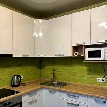 Сдам 2х комн квартиру м. Дворец Спорта в новострое