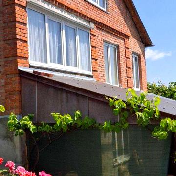 Продам цегляний будинок в Лезнево з приватизованою ділянкою. 34333