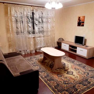 Небесної Сотні просп. (Маршала Жукова), 10