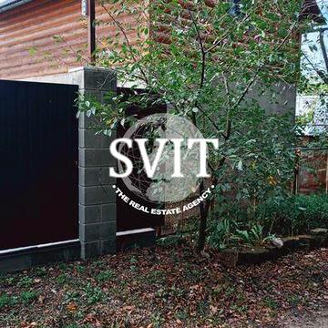 Продам дачний будинок в селі Шутнівці