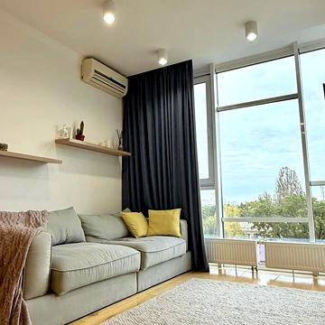 Авіаконструктора Антонова вул., 2-Б