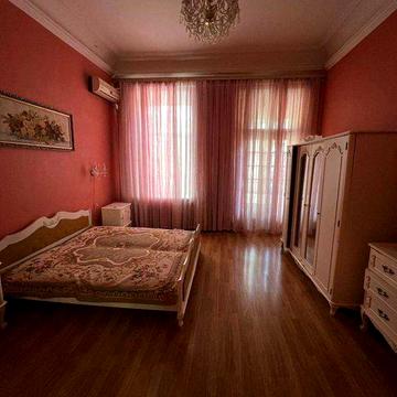 Без комісії. 3-и кімнатна Базарна\Канатна, Центр, Ланжерон