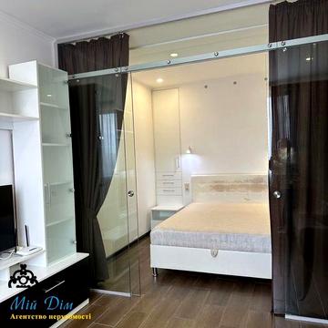 Здам простору квартиру Жк Глорія Парк Нивки метро поруч