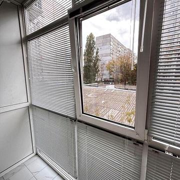 Довгострокова оренда 1к Квартира Холодноярська (Брянський) вулиця