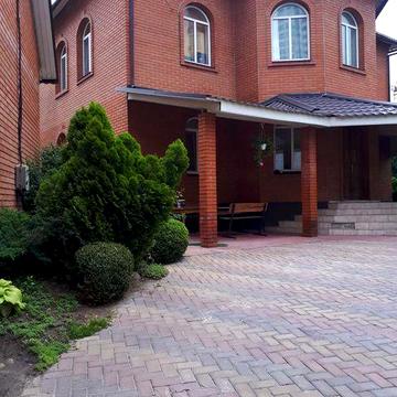 Здам Будинок - 300 метрів від метро Славутич.Осокорки.Можно під бізнес