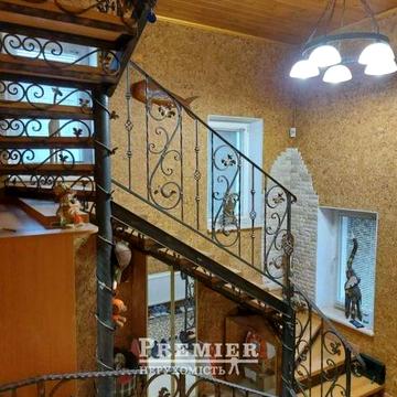 Продаж будинку в передмісті Одеси (5 км до міста, 8 км до моря)