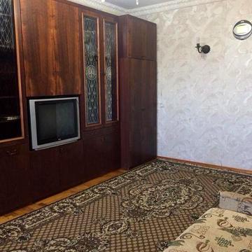 Сдам 2х ком.кв в центре Осипенковского м-рн .Без посредников