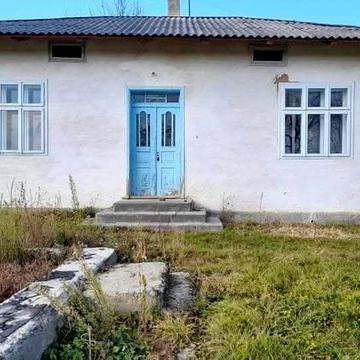 Будинок 60.4м2 + ділянка 0.48 га .