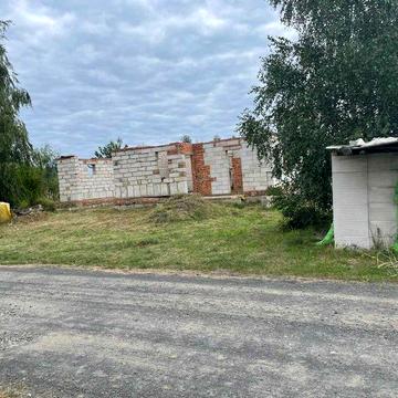 Недобудований будинок у м. Ковель, 10 соток