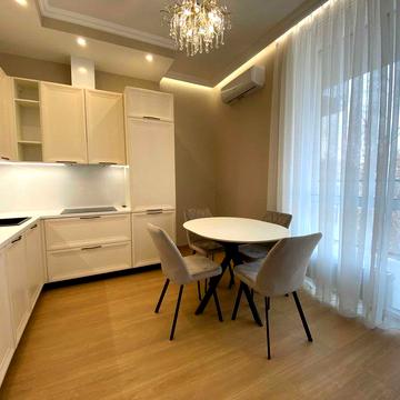 Продам 2к квартира студия ЖК Жовтневый Центр Нагорка ЖК Жовтневый