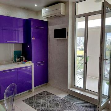 Сдається квартира в ЖК Комфорт Таун, закрита територія.