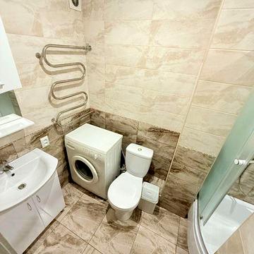 Оренда 2х кімнатної квартири в центрі міста.