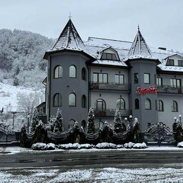 Запрошуємо на відпочинок та проживання в Карпатах