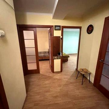 Здається 3 кім квартира на Комарова