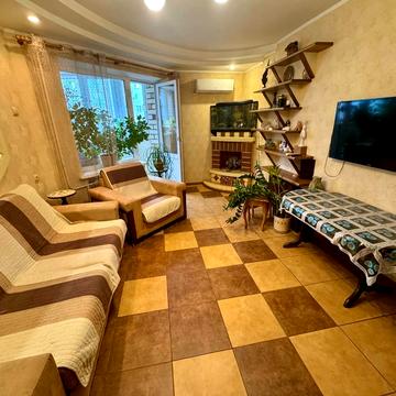 Старокозацька вул. (Комсомольська), 38