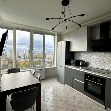 Юрія Пасхаліна вул. (Ілліча), 17