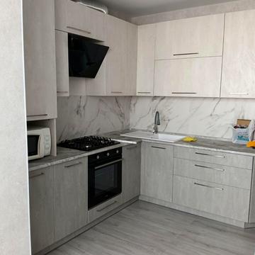 Святошинська вул., 52