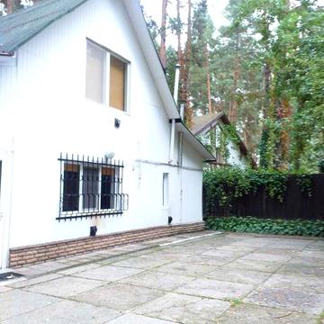 Оренда коттеджа сосновий ліс, берег річки Десна