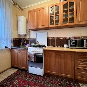 Продам 2х кімнатну квартиру з двориком в Узині