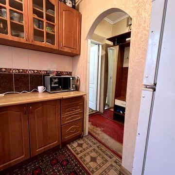 Продам 2х кімнатну квартиру з двориком в Узині