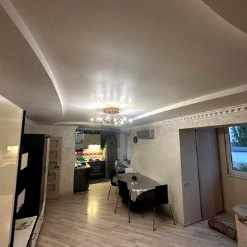 Сдам 2-х кімнатну квартиру на Заболотного район Москвича