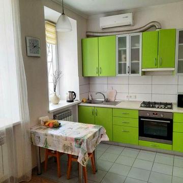 Сдаю квартиру евро двушка ул Еврейская ( центр города)