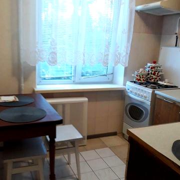 Здам 2-квартиру вул.Малишка 29 МЕТРО Чернігівська Дарниця пішки!