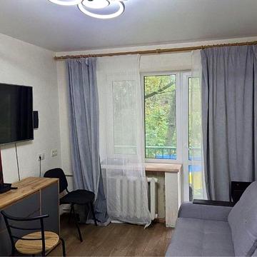 Оренда 3-х ком квартира М.Кловская вул Первомайского 11